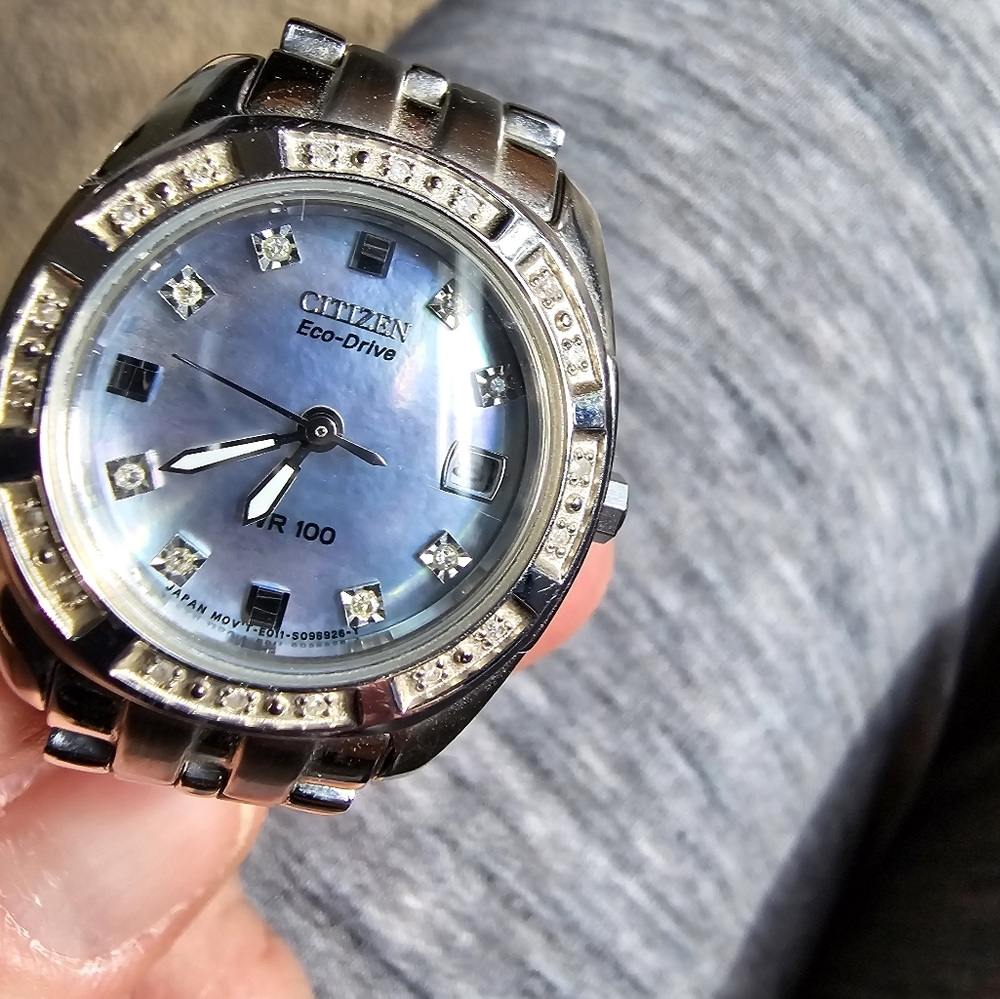 Women's Citizen eco drive watch - Picture 3 of 16